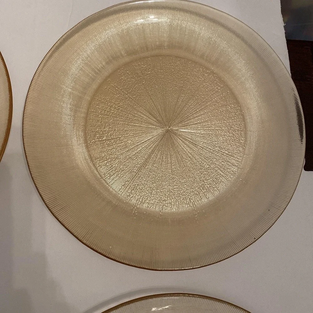 Amber‎ Iridescent Carnival Glass Plates Impressed Pinwheel Starburst Set Of 4